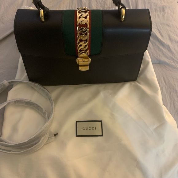 Authentic Gucci Purse/Bag - Picture 4 of 5